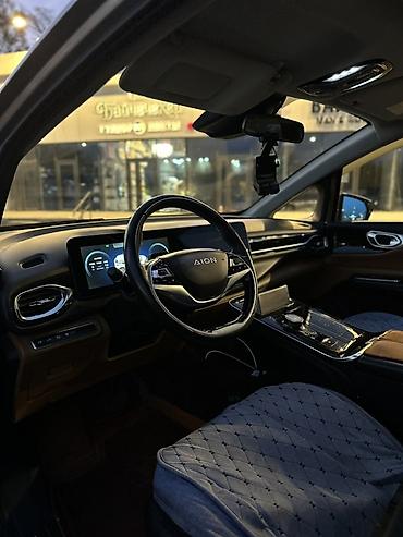 верхний одежда: Электрокроссовер Aion V - Кузов: компактный SUV с аэродинамичным — 5