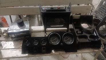 Digər avtomobil ehtiyat hissələri: Klassik avtomobil üçün ehtiyat hissələri və interyer detallarının — 4