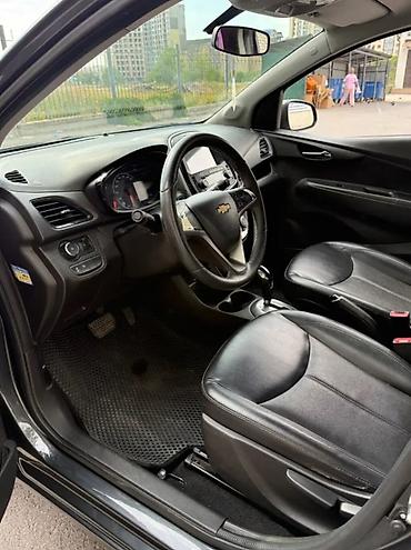 spark 2018: Chevrolet Spark: 2018 г., Автомат, Хэтчбэк — 4