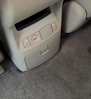 Kia Carnival: 2020 г., 2.2 л, Автомат, Дизель, Вэн/Минивэн — 9