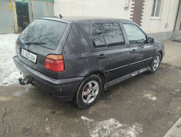 машине: Volkswagen Golf: 1992 г., 1.8 л, Механика, Бензин, Универсал