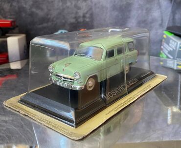 Avtomobil modelləri: Kolleksiya ücün avtomobil modeli Moskvic 423N 1958 altaya — 2