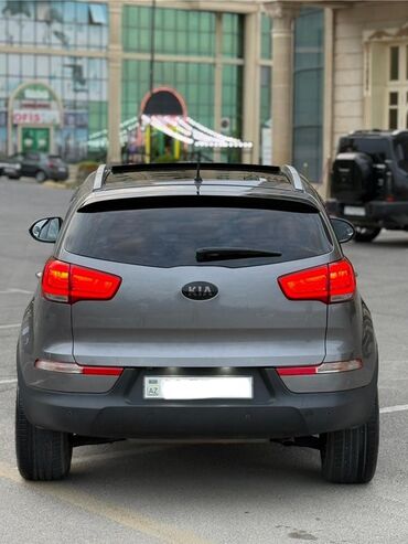 Kia: Kia Sportage: 2 l | 2014 il Krossover — 7