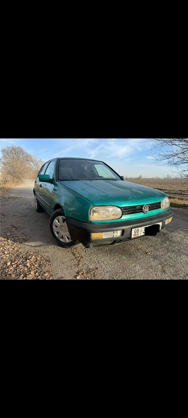 Volkswagen: Volkswagen Golf: 1992 г., 1.8 л, Механика, Бензин, Хэтчбэк