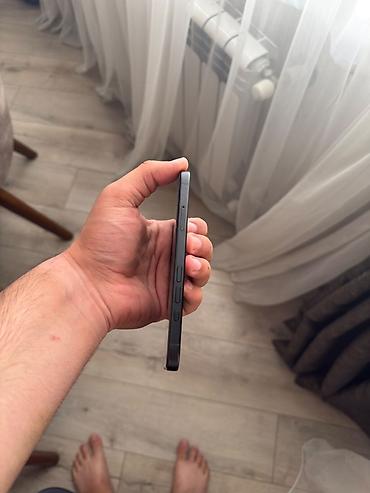 iphone 8 plus plata: IPhone 16, 128 GB, Qara, Simsiz şarj, Face ID — 3