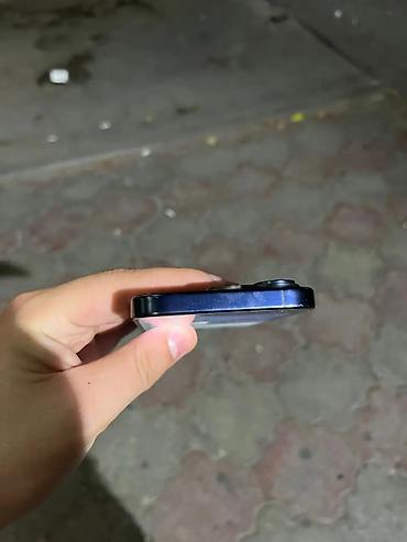 apple watch 1: IPhone 15 Pro, 256 GB, Blue Titanium, Face ID — 4