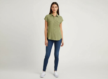 bluzki białe z kołnierzykiem: H&M, Women`s shirt, size S