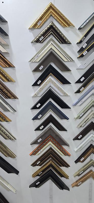 Зеркала: В наличии! Зеркало с белой рамой, рамка ПВХ. Ширина рамки: 1,5 см — 6