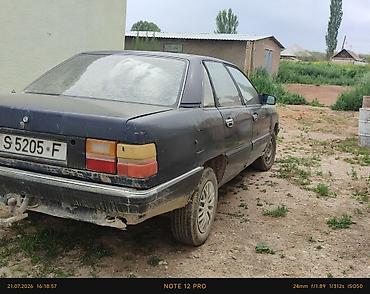 сидения 2106: Audi 100: 1986 г., Седан — 4