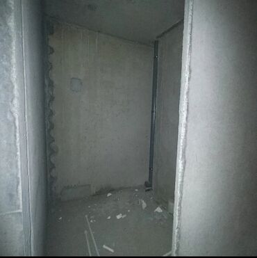 срочно продаю участок газ канализация есть: 3 комнаты, 83 м², 108 серия, 9 этаж, ПСО (под самоотделку)