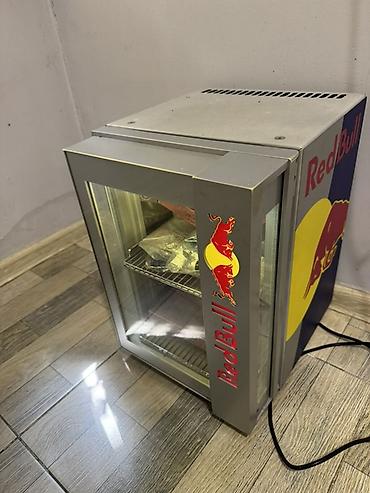 Холодильное оборудование: Red Bull brendli mini vitrin soyuducu - Kommersiya tipli masaüstü — 2