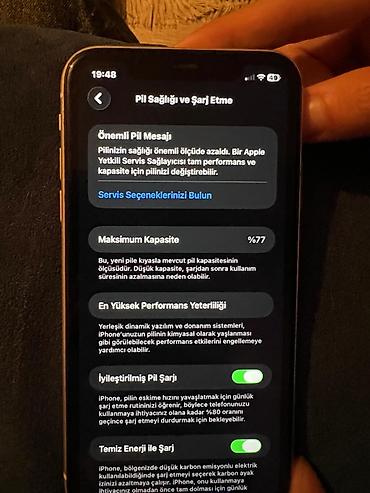 Apple iPhone: IPhone 11, Qara, Face ID — 3