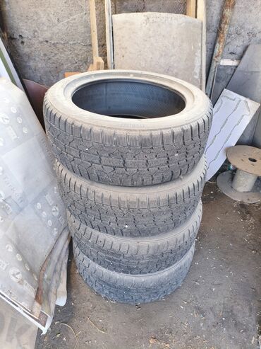 купить зимние шины на 14 бу: Срочно продам!! 215/50 R17 Комплект зимних шин (4 шт.) - Размер
