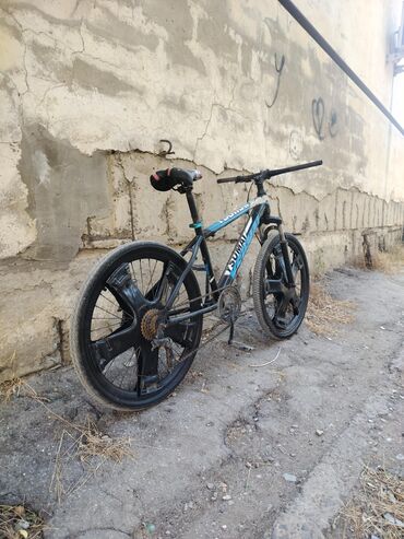 Şəhər velosipedləri: Yeni Şəhər velosipedi Trek, 26", sürətlərin sayı: 32, Ödənişli çatdırılma, Ünvandan götürmə