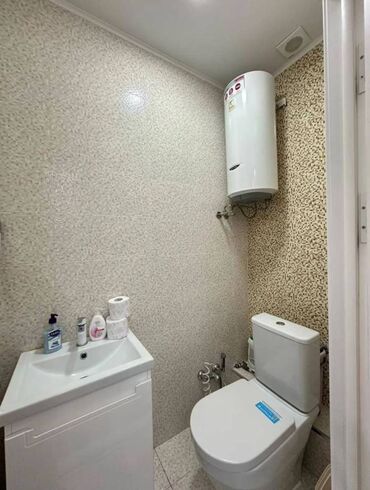 продам 3 х ком кв в мкр: 3 бөлмө, 93 кв. м, Элитка, 2 кабат, Евроремонт