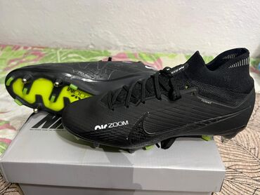 одежда новорожденных: Бутсы Nike Air Zoom Mercurial Superfly 9 Academy KM SG в черном цвете
