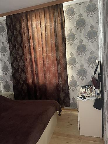 Həyət evləri və villaların satışı: Satılır: həyət evi - Ümumi təsvir: Şəhərətrafı məhəllədə yerləşən — 16