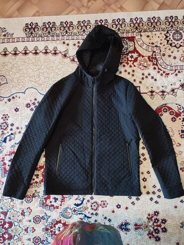 осений куртка: Куртка L (EU 40), цвет - Черный