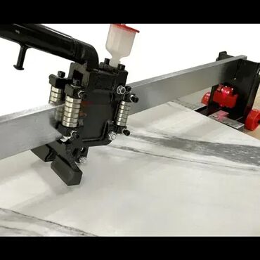 Ostali alati i mašine: Ručna mašina za sečenje pločica Kraftech — 2