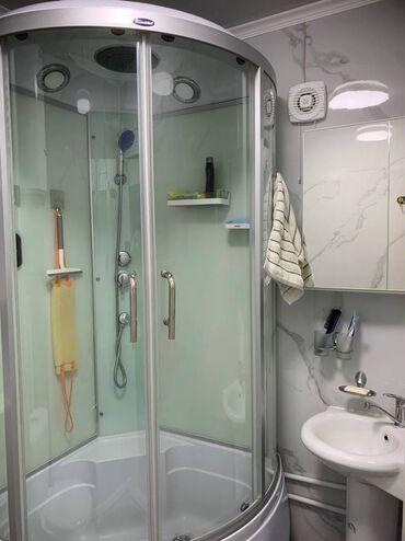 Продажа квартир: 3 комнаты, 52 м², 104 серия, 4 этаж, Евроремонт