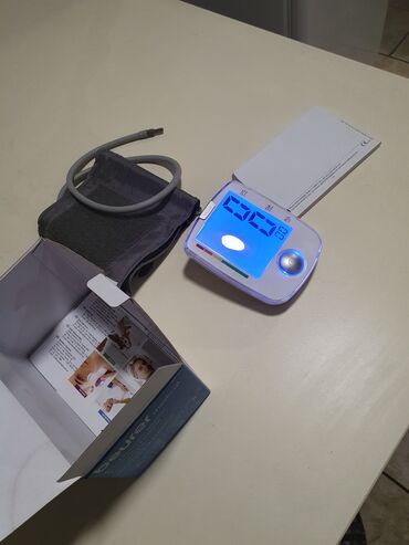 anatomski jastuk za ledja: Aparat za merenje pritiska. Nemacka