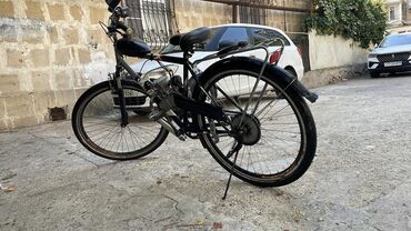 Velosipedlər: Motorlu velosiped satılır 29 luq velosiped, motor 80 cc kubdu motoru