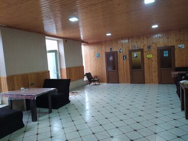 Офисы: Salam Tovuzda çay evine işçi xanımlar axdarilir maaş 25 30 manat faiz