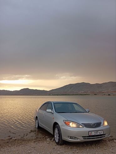 раф 4 2002: Toyota Camry: 2002 г., 2.4 л, Механика, Бензин, Седан