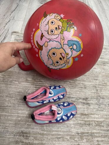 Детская обувь: Сандалики Clarks 26/27 р UK 9 - 300 сом 🌸 Коралловые тапочки 26 р — 6