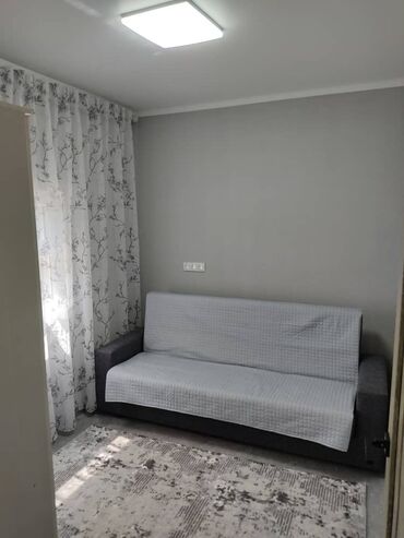 я ищу дом рабочий городок: 30 кв. м, 2 бөлмө, Унаа токтотуучу жай, Забор, тосулган