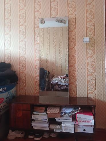 Mebel: İşlənmiş, 3 qapılı, Güzgülü, Qəhvəyi, Taxta, Açılan, Düz dolab — 3