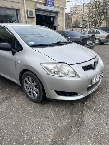 Toyota: Toyota Auris: 1.4 l | 2008 il Hetçbek — 12
