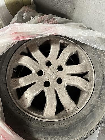Унаа: Зимнее колесо в сборе для Honda. Характеристики: - Литой диск Honda — 3