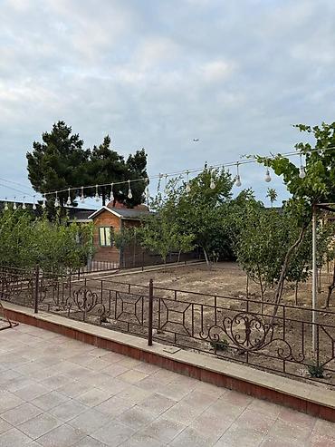 bağ evi: MAKLERLER NARAHAT ETMƏSİN. 2 mərtəbəli bağ evi satılır (şəkillər üçün — 5
