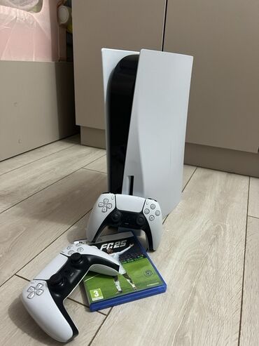 диск на плейстейшн: Игровая консоль PlayStation 5 fat(версия с дисководом) в комплекте. В