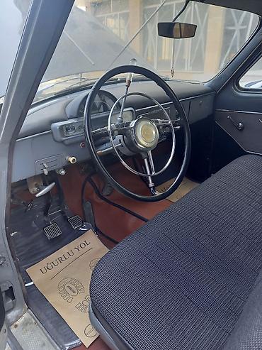 QAZ: GAZ-21 “Volqa” klassik sedan - Kuzov: 4 qapılı sedan, boz rəng, xrom — 8