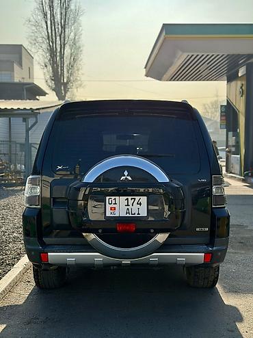 Mitsubishi: Mitsubishi Pajero: 2010 г., 3 л, Автомат, Бензин, Внедорожник — 7