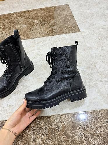 qadınlar ucun boltlu botlar: 25AZN 39 Ölçü Təmiz dəri qadın bot 90 AZN a alınıb 25 Azn a satılır — 2
