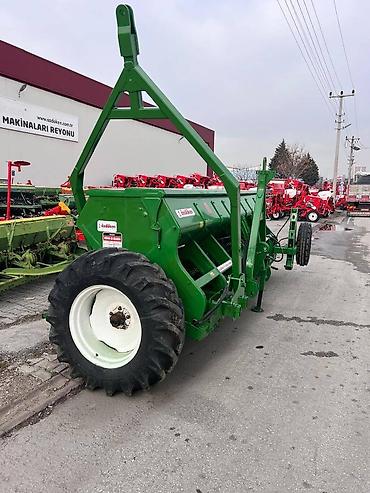 Другие сеялки: Зерновая сеялка Турецкого производства 24, 28, 32 ряда С подачей — 1