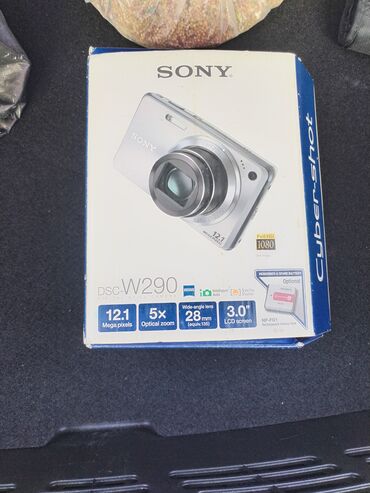 Fotokameralar: Sony Cyber-shot DSC-W-290 reqemsal fotoaparati ela veziyyetdedir her