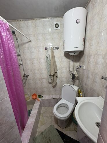 Продажа квартир: 3 комнаты, 80 м², Индивидуалка, 1 этаж — 4