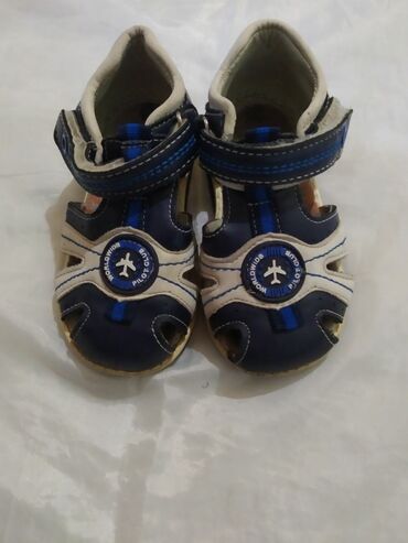 зимняя обувь на мальчика: Сандали детские для мальчика,размер 22,фирма Мышонок