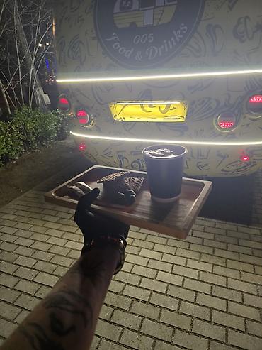 qəhvə dəsti: Açıq havada yerləşən mobil kafe – Bella Coffee & Drinks Məhsul və — 9