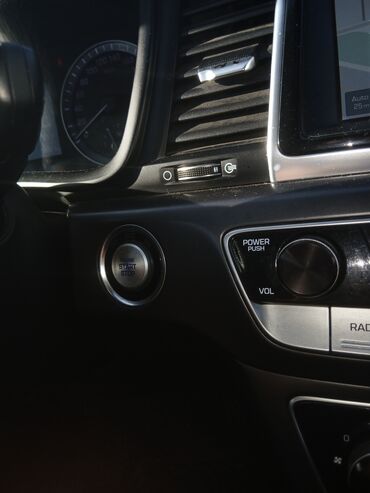 Hyundai: Hyundai Sonata: 2018 г., 2 л, Автомат, Газ, Седан — 9