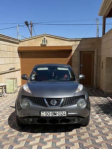 logan 2013: Nissan Juke: 1.6 l | 2013 il Krossover — 2