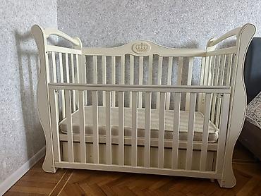 Beşiklər: Oğlan və qız üçün, İşlənmiş, Dördbucaq, Beşik, Dəstsiz, Matras ilə, Yellənmə mexanizmi ilə — 3