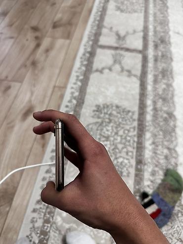 redmi x4: IPhone Xs Max, Б/у, 64 ГБ, Золотой, Чехол, 76 % — 5