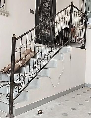 Pilləkən məhəccərləri: Yeni Pilləkən məhəccəri, Polad, Ünvandan götürmə, Pulsuz çatdırılma, Ödənişli çatdırılma — 43