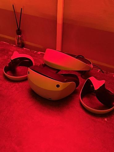 valve index: Шлем виртуальной реальности PlayStation VR2 с комплектом контроллеров — 1