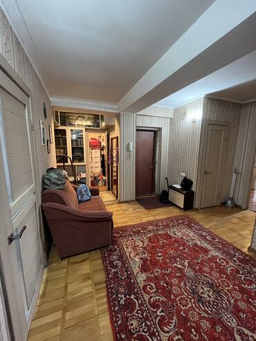 продаю 1 комнатный квартиру: 4 комнаты, 87 м², Индивидуалка, 5 этаж, Старый ремонт at lalafo.kg продаю 1 комнатный квартиру: 4 комнаты, 87 м², Индивидуалка, 5 этаж, Старый ремонт